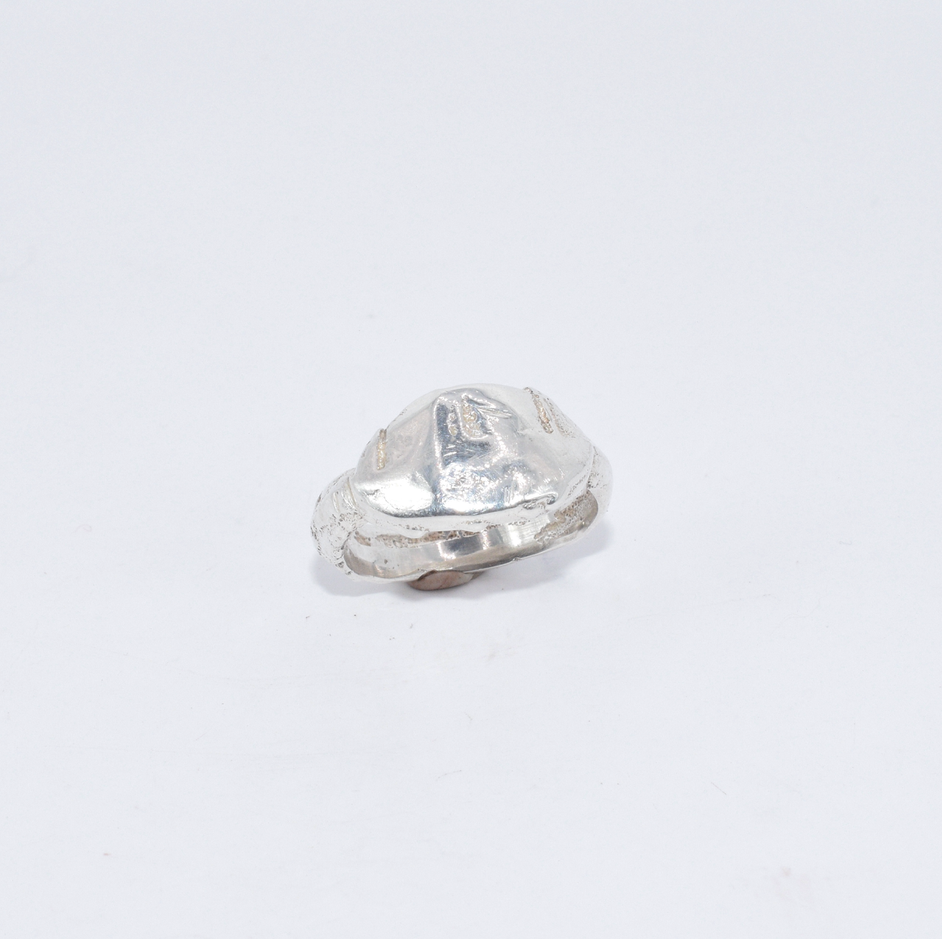 Battleworn Signet