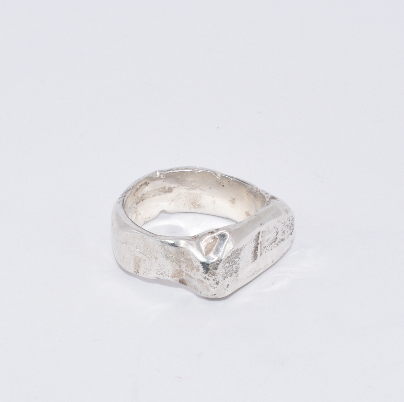 Obelisk Signet