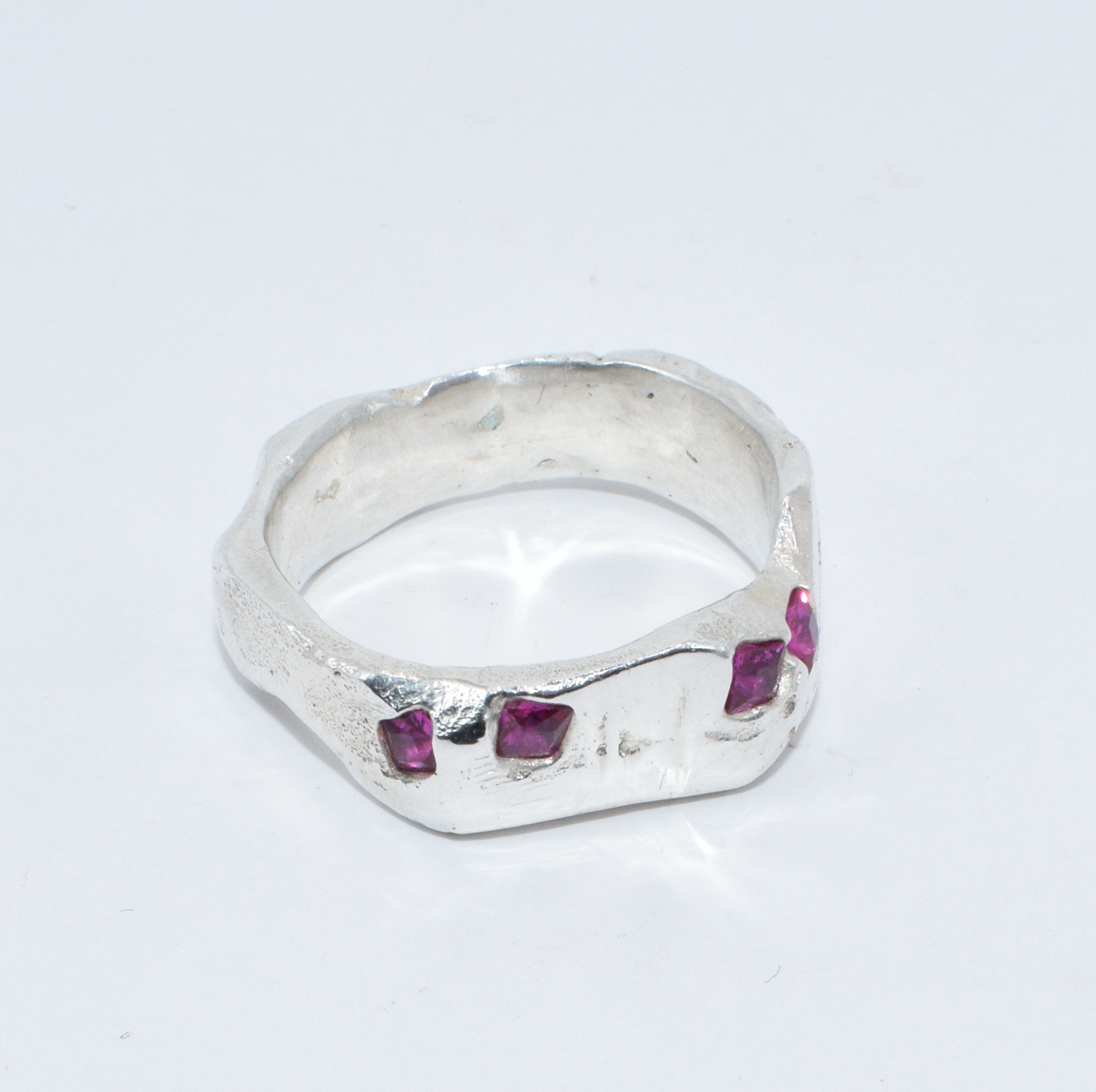 4 of Diamonds Ring