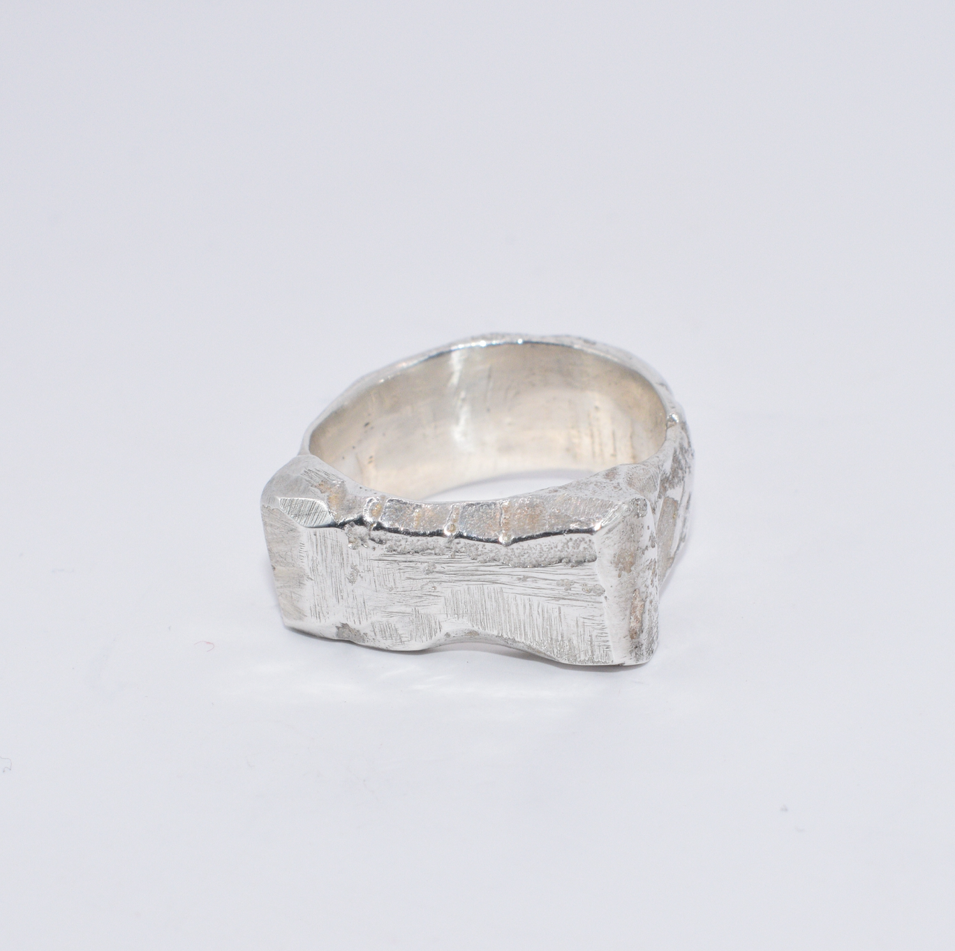 Pavestone Ring